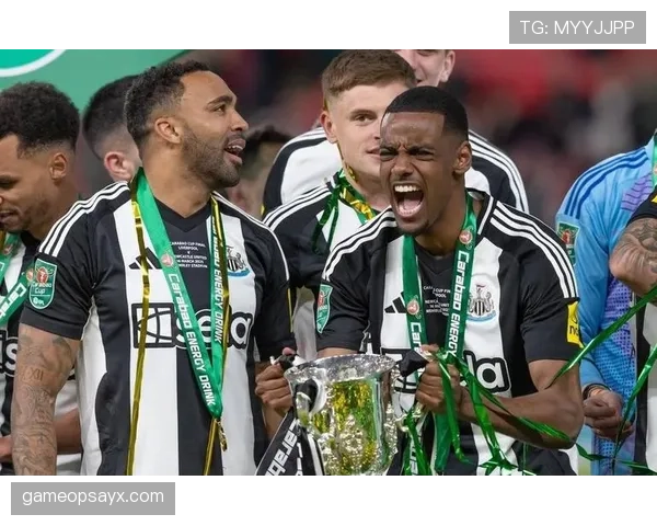 伊萨克战术价值飙升,助球队战绩攀升至新高 伊萨克战术价值飙升,助球队战绩攀升至新高