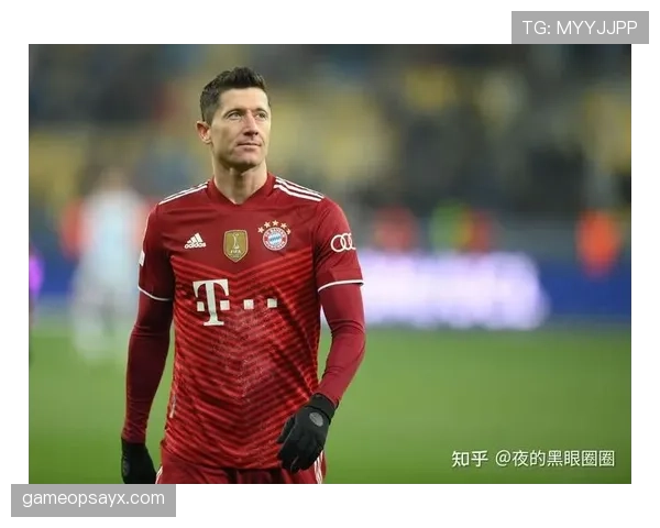 J1联赛远射王再轰世界波,精彩进球引爆球迷热议 J1联赛远射王再轰世界波,精彩进球引爆球迷热议