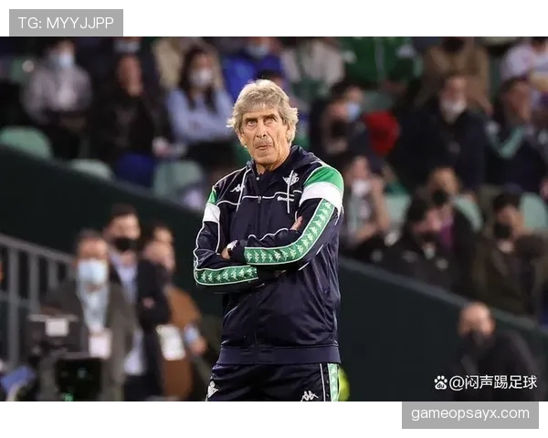 佩莱格里尼战术调整奏效,攻守兼备助球队强势冲击冠军 佩莱格里尼战术调整奏效,攻守兼备助球队强势冲击冠军