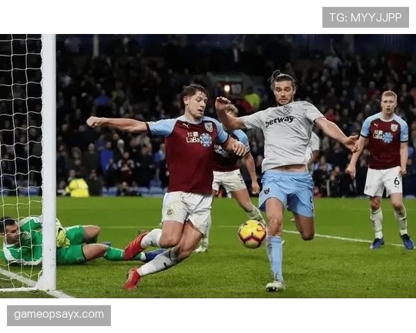 伯恩利中场状态回暖,助力球队重拾竞争力 伯恩利中场状态回暖,助力球队重拾竞争力