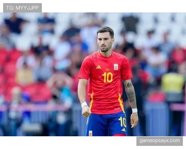 亚历克斯·巴埃纳持续提升状态，足球生涯展现辉煌与挑战